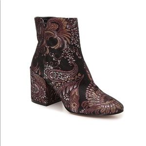 Aldo Desmarais Bootie